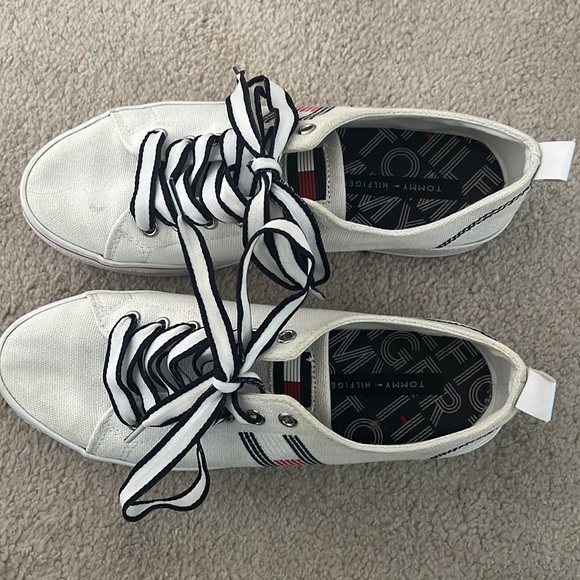 Tommy Hilfiger platform sneakers - Picture 3 of 3